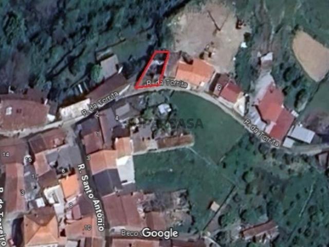 Prédio em Almalaguês