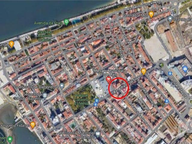 Prédio em Barreiro E Lavradio de 232,00 m²