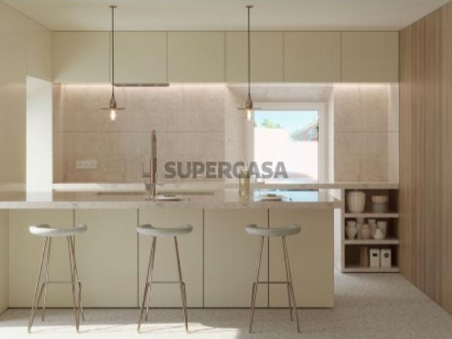 Moradia de Luxo com Projecto Aprovado em Localização Prime Junto ao Jardim da Estrela