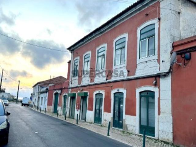 Prédio em Lumiar
