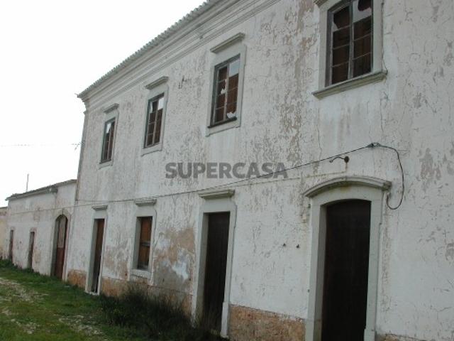 Prédio em Monte da Patã, Albufeira