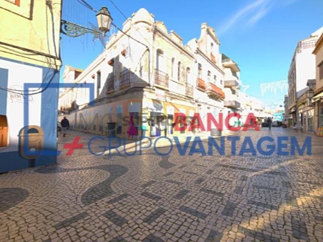Prédio em Montijo e Afonsoeiro