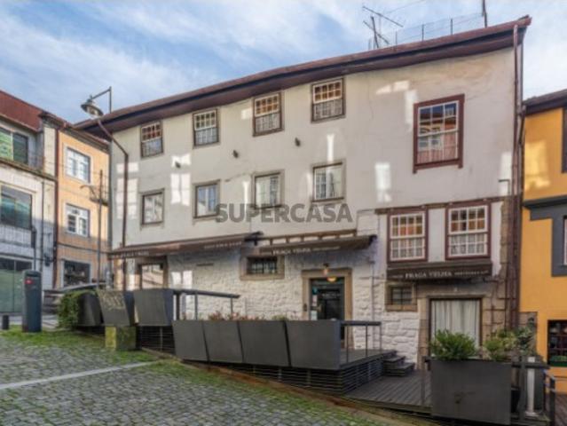 Prédio em Maximinos, Sé e Cividade