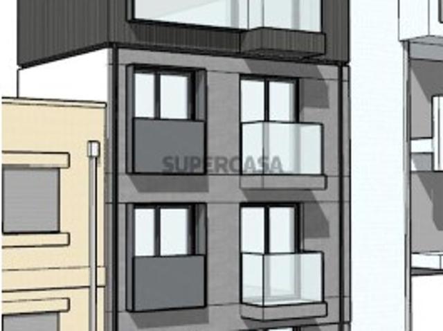 Prédio em Mafamude e Vilar do Paraíso de 270,00 m²