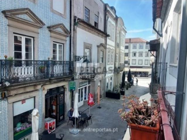 Prédio em Santa Maria Maior e Monserrate e Meadela