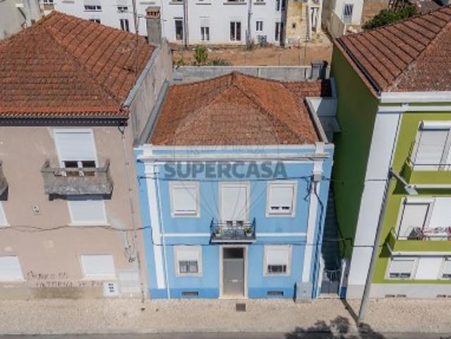 Prédio em Sé Nova, Santa Cruz, Almedina e São Bartolomeu