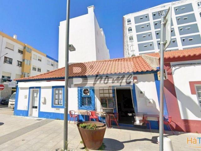 Prédio em Sines | 26084075721