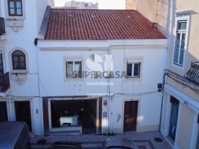 Prédio em Peniche
