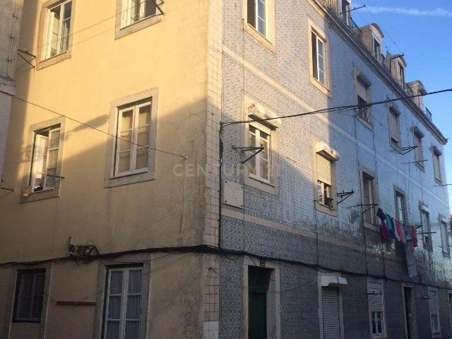 Prédio em propriedade plena no Centro de Lisboa