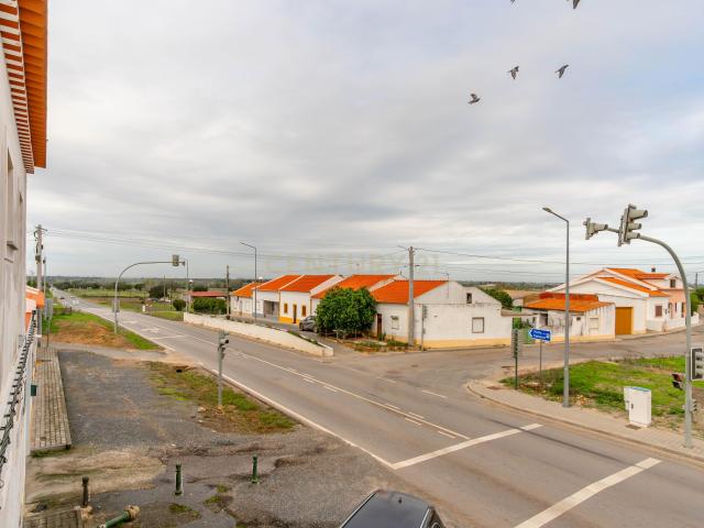 Prédio em propriedade total em Figueira dos Cavaleiros, Ferreira do Alentejo