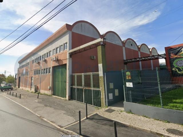 Prédio em propriedade total para atividade industrial