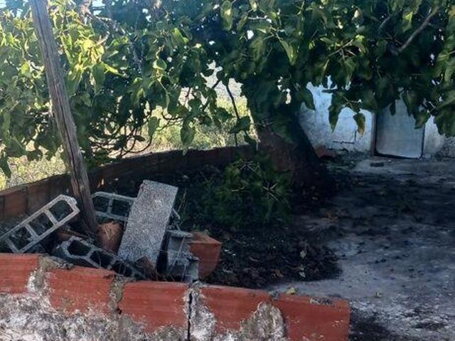 Prédio em Querença, Tôr e Benafim de 158,00 m²
