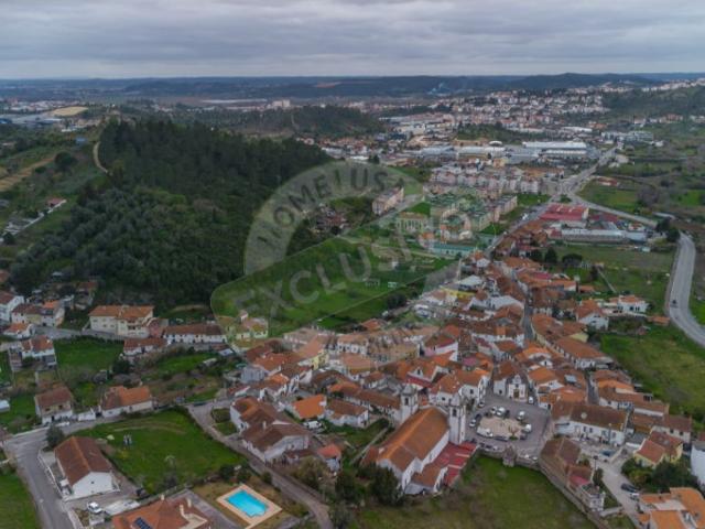 Prédio, Eiras e São Paulo de Frades, Coimbra | BPI Expresso Imobiliário