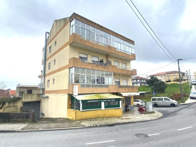 Prédio I São João da Talha com Rentabilidade Imediata Excelente Oportunidade de Negócio!