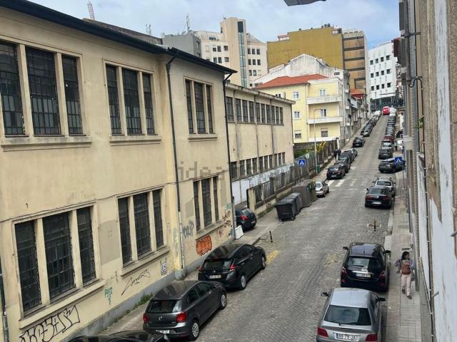 Prédio, Júlio Dinis Hospital Militar, Cedofeita Santo Ildefonso Sé Miragaia São Nicolau Vitória