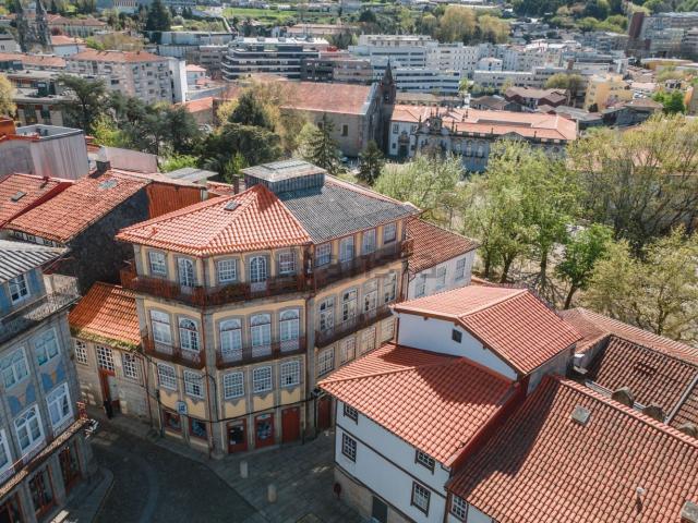 Prédio, Oliveira São Paio São Sebastião