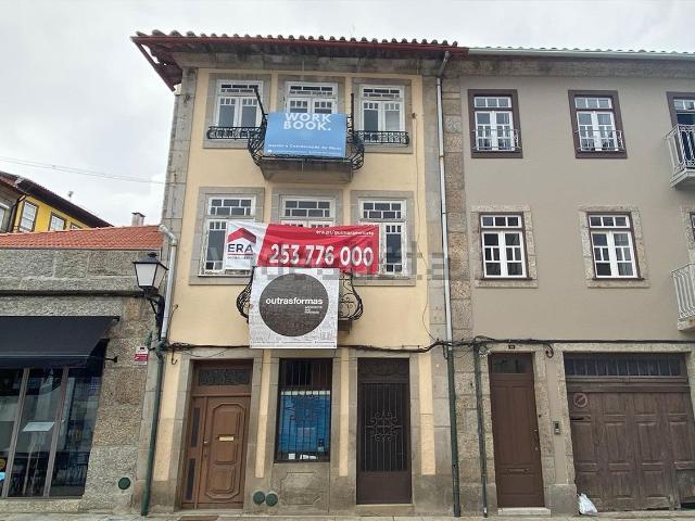 Prédio, Oliveira São Paio São Sebastião