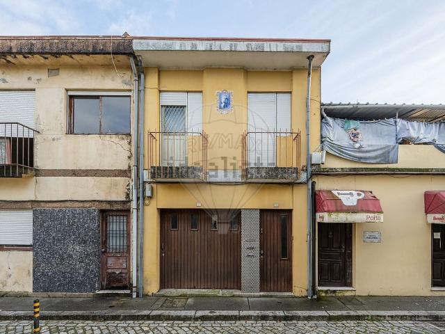 Prédio, Lordelo do Ouro e Massarelos