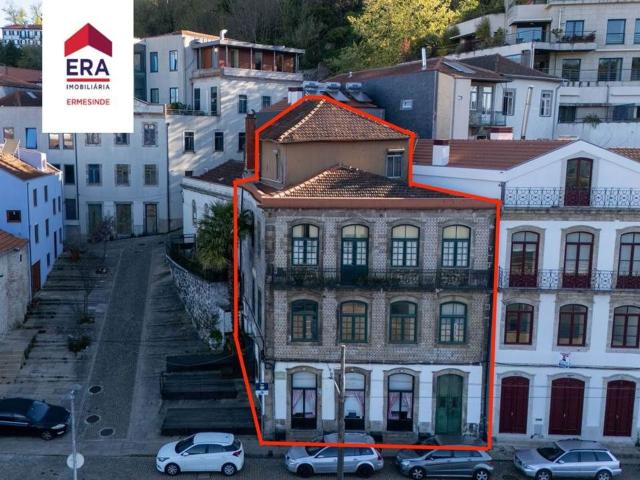 Prédio, Lordelo do Ouro e Massarelos