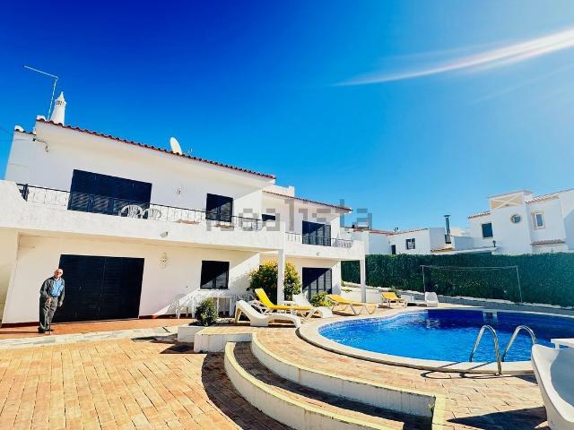 Prédio, Montechoro, Albufeira e Olhos de Água