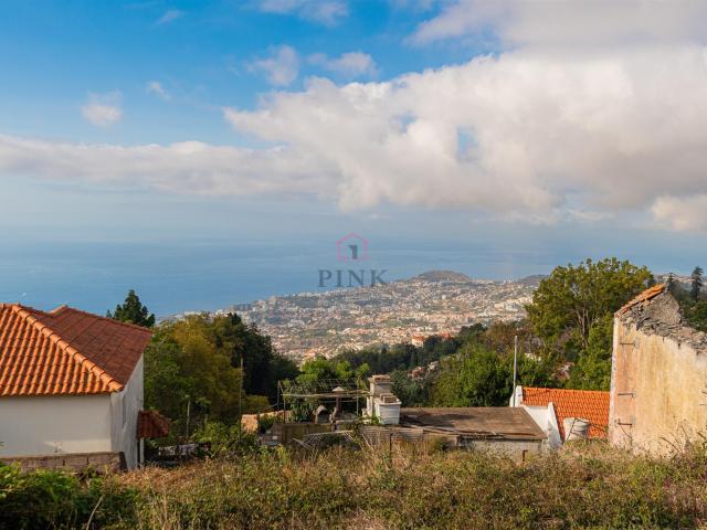 Prédio Misto com Ruínas Funchal 0m² Monte
