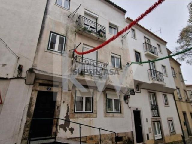 Prédio Misto com 278m2 Santa Apolónia Lisboa