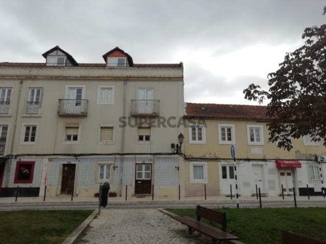 Prédio no Centro Histórico do Seixal, Excelente oportunidade de investimento!