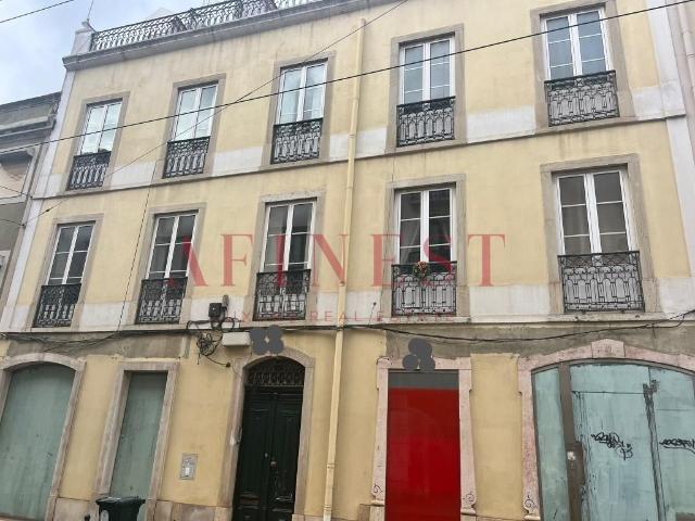 Prédio Na Lapa 600m2 Para Recuperar 212m² Estrela