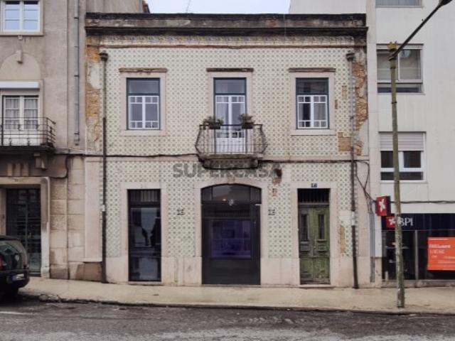 Prédio na Lapa com projeto aprovado para oito apartamentos