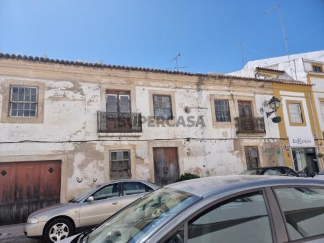 Prédio na Zona Histórica de Abrantes