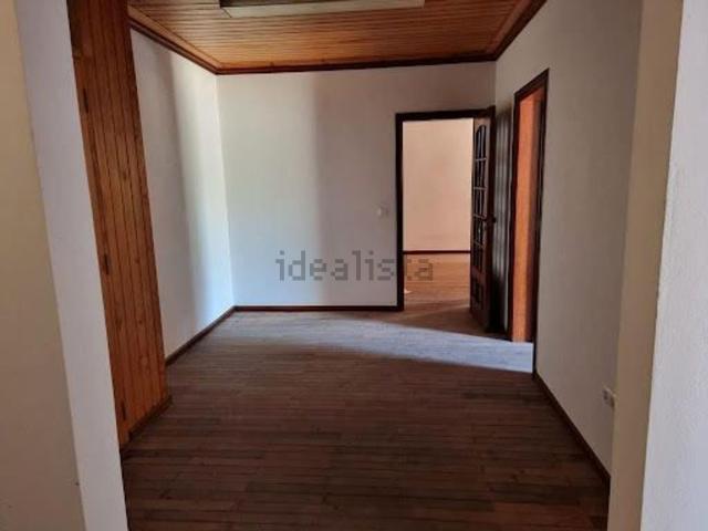 Prédio, São Lourenço do Bairro