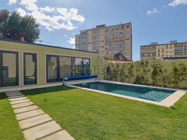 Prédio, Santa Marinha