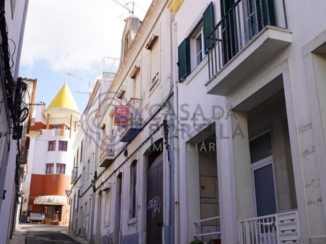 Prédio, Santiago Sesimbra