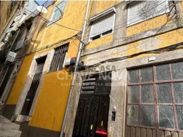Prédio p/ Reabilitação no Porto