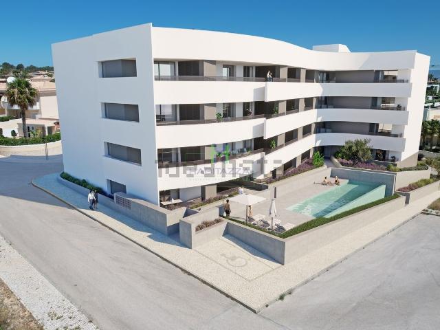 Prédio, Porto de Mós, Lagos