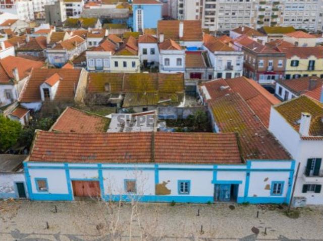 Prédio para venda Barreiro