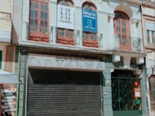 Prédio para venda com 730 m2 na Rua de Santa Catarina | Wallis Real Estate