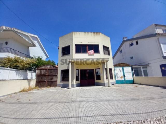 Prédio para Comércio Sobreda