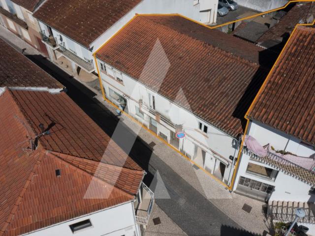 Prédio para Remodelação com Projeto Aprovado Louriçal, Pombal Leiria