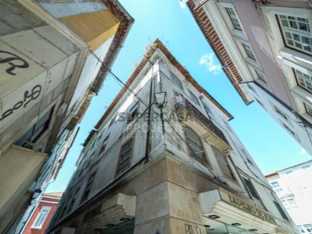 Prédio para reabilitação na Baixa de Coimbra