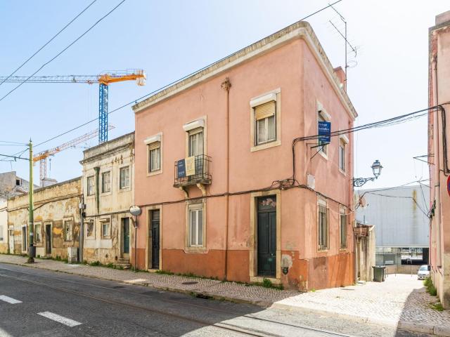 Prédio para reabilitar em Belém 92m² Belém