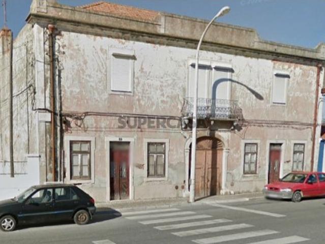 Prédio para Recuperar Excelente Oportunidade de Investimento em Grândola