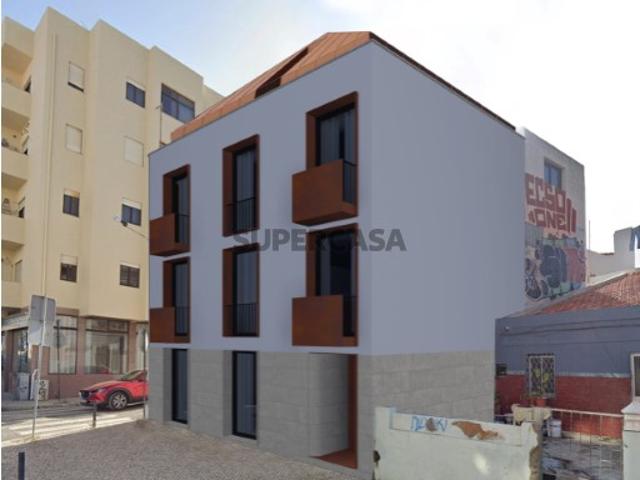 Prédio para Reconstrução com Projeto Aprovado