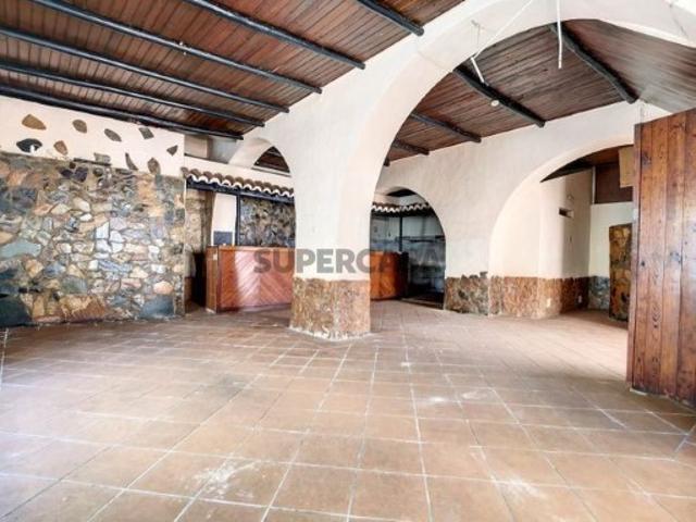 Prédio para reconstrução ou construção apartamentos