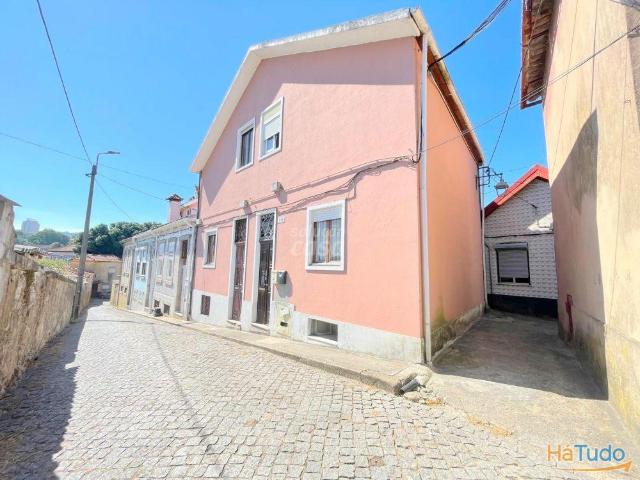 Prédio para Restaurar no Centro Histórico de Vila Nova de Gaia ? Zona das Caves do Vinho do Porto! | 26064039424