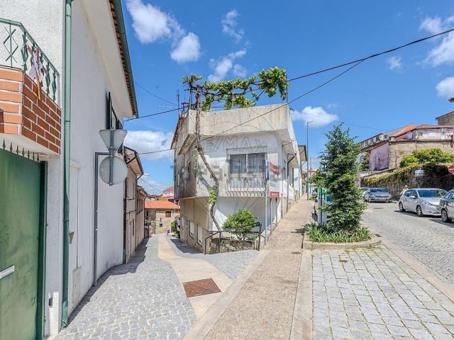 Prédio, Penafiel