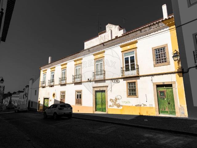 Prédio T0, Évora São Mamede, Sé, São Pedro e Santo Antão, Évora | BPI Expresso Imobiliário