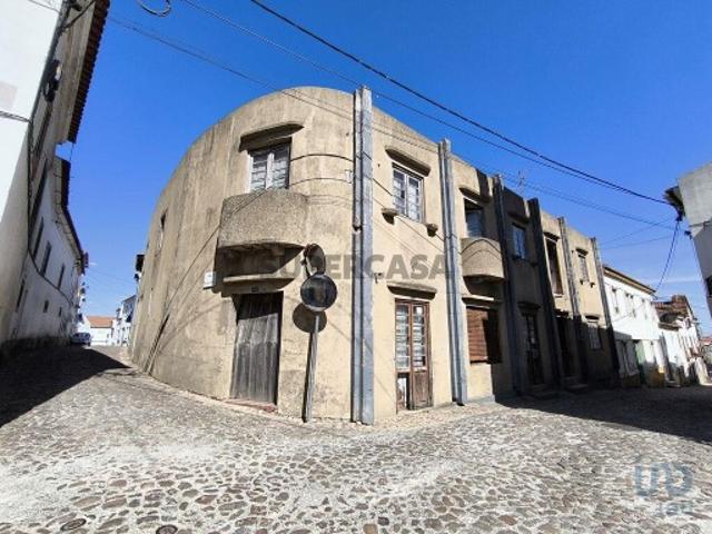 Prédio T14 em Tolosa de 192,00 m²