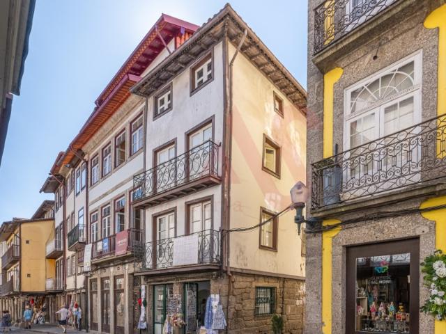 Prédio T3 no Centro Histórico de Guimarães | Património Mundial UNESCO