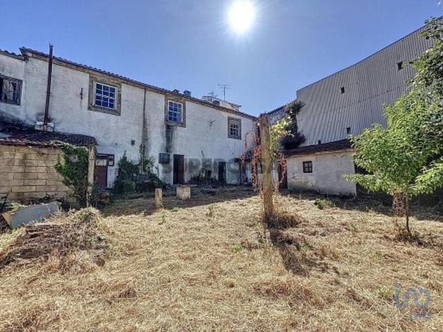Prédio T7 em Santa Maria Maior de 614,00 m²
